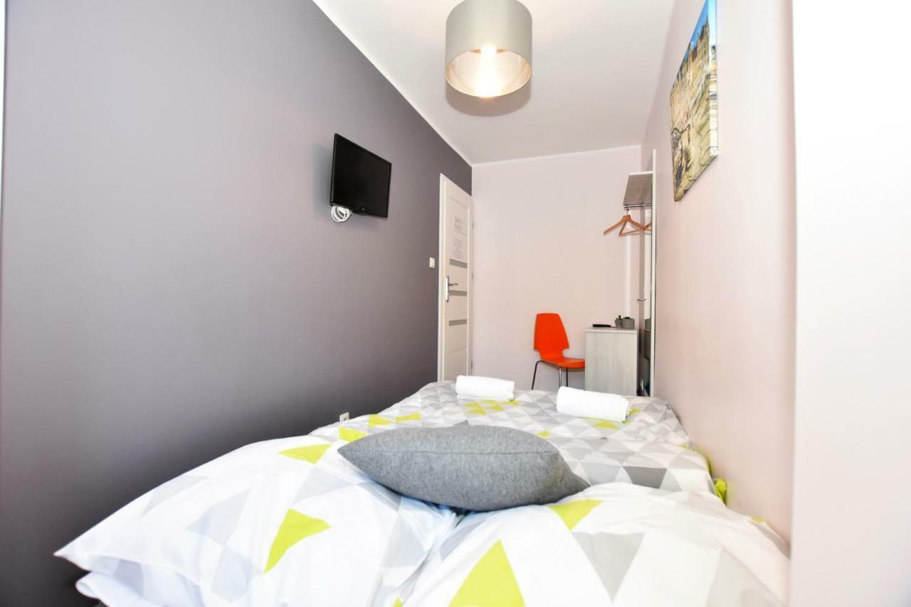 City Central Hostel Laciarska Wrocław Extérieur photo